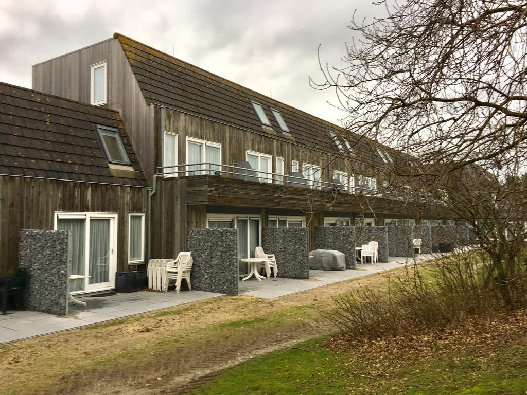 Appartement Ut & Thus, Resort Amelander Kaap Hollum Kültér fotó